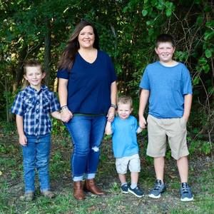 Meet your Posher, Kayla